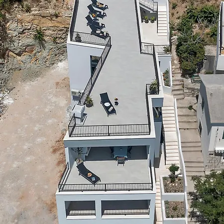 Villa Roof Pool *