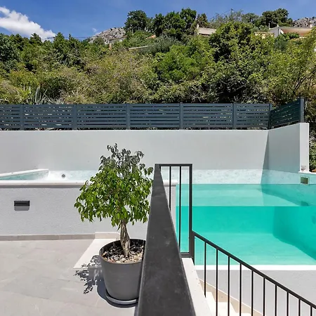 Roof Pool Villa Brela